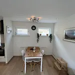 Modern 350 M Zee Egmond aan Zee