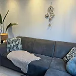 Lejlighed Modern 350 M Zee *