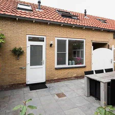 Appartamento Modern Strandhuis Op 350M Van Zee In Egmond Aan Zee Egmond aan Zee