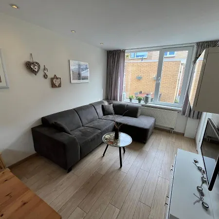 Modern Ingericht - Rust & Op 350m Appartement