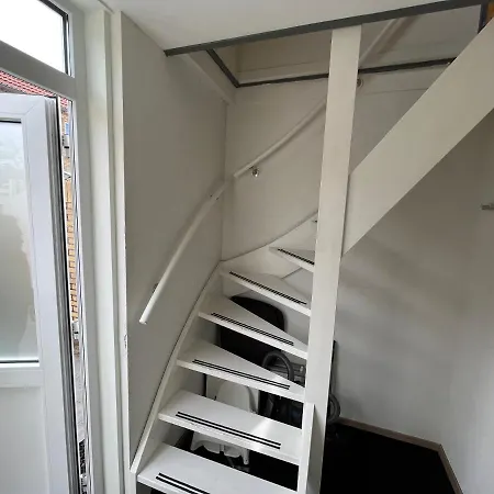 Modern Ingericht - Rust & Op 350m Appartement *