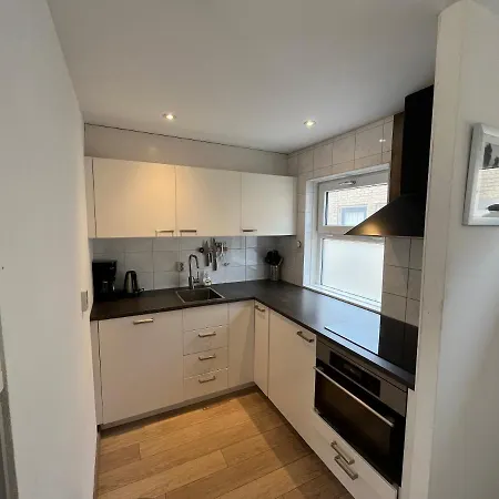 Modern Ingericht - Rust & Op 350m Appartement *