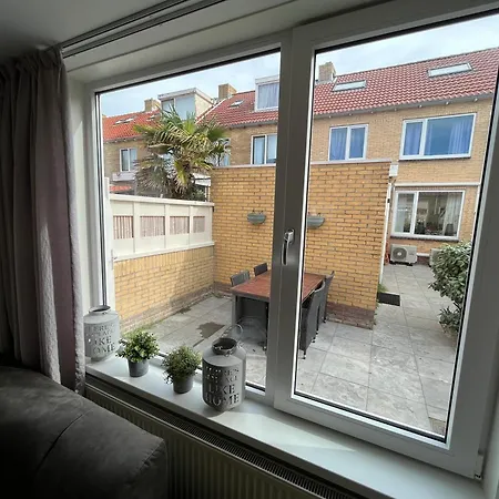 Appartamento Modern Strandhuis Op 350M Van Zee In Egmond Aan Zee Egmond aan Zee