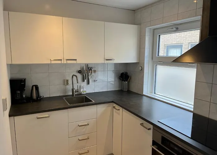 דירה Modern 350 M Zee אגמונד אן זי