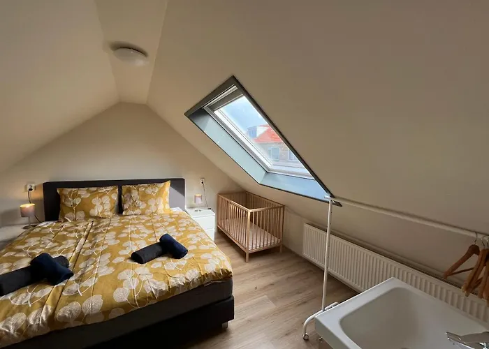 דירה Modern 350 M Zee *