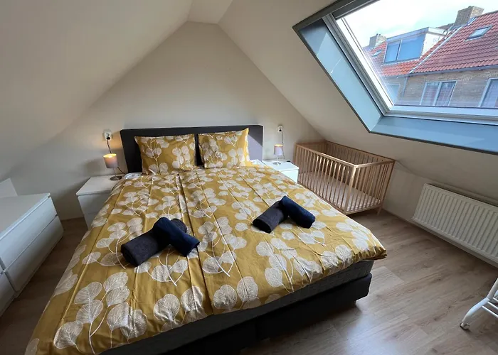 דירה Modern 350 M Zee אגמונד אן זי